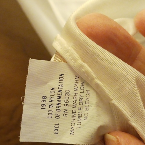 VELROSE NIGHTGOWN, SIZE 56, 100% NYLON, VALENTINES DAY - Picture 5 of 5